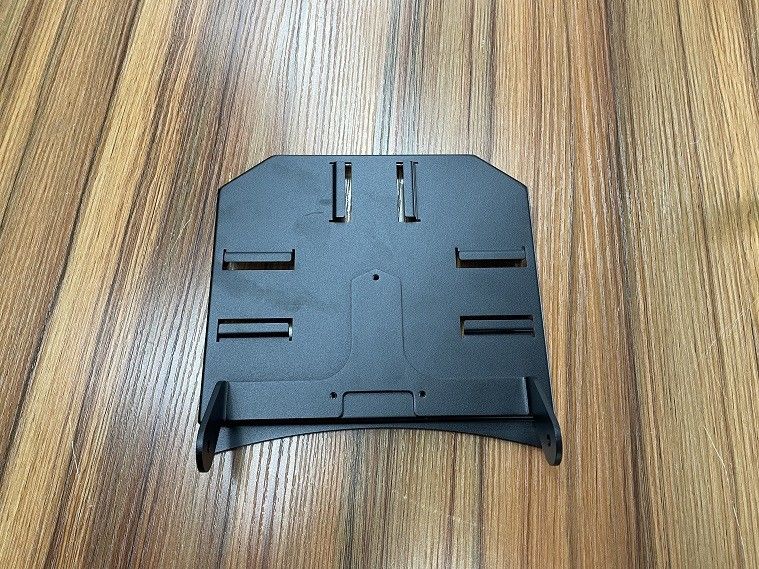 ทองแดง SS ผนังโลหะ การผลิตตามสั่ง สีดํา Powder Coated Rack Drummy Cover การติดตั้ง