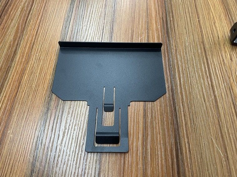 ทองแดง SS ผนังโลหะ การผลิตตามสั่ง สีดํา Powder Coated Rack Drummy Cover การติดตั้ง